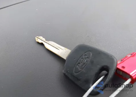 2001 Ford Expedition Xlt z USA, uszkodzony, nr VIN 1FMRU15W91LB14895